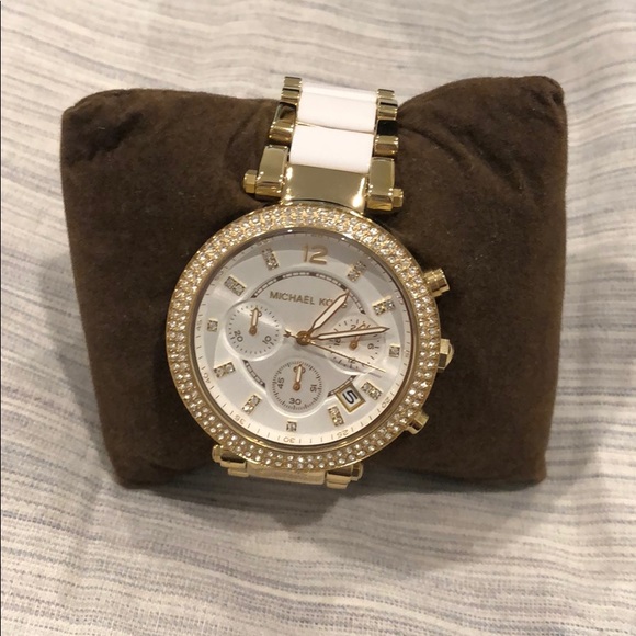 Women’s Michael Kors watch - Picture 3 of 6